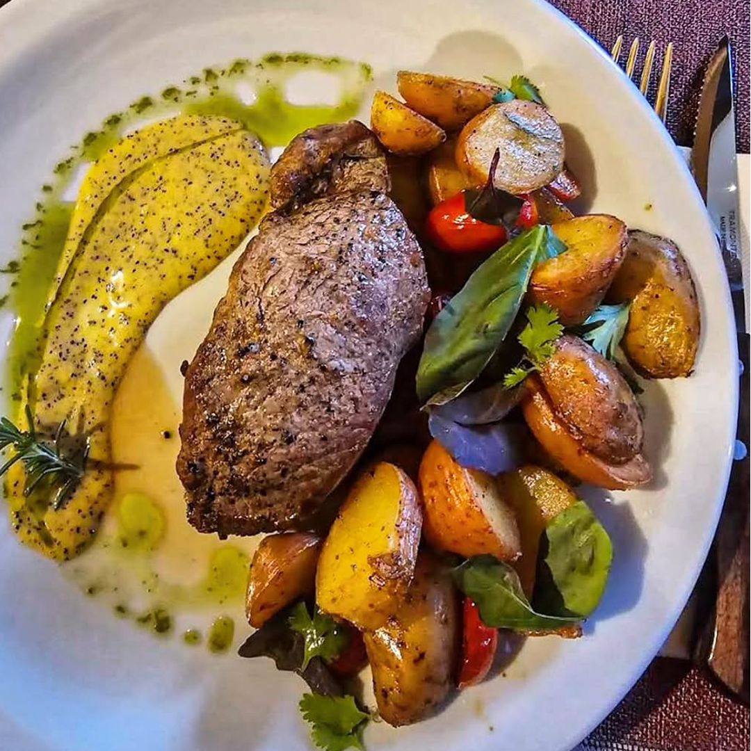 Villa del Cielo Restó